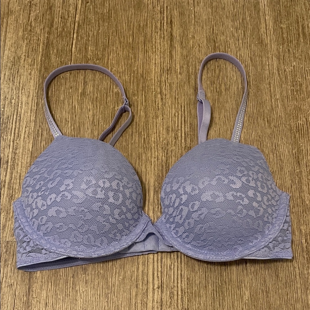Victoria’s Secret PINK Wear Everywhere Lightly Lined Bra – Lavender Lace (32C)